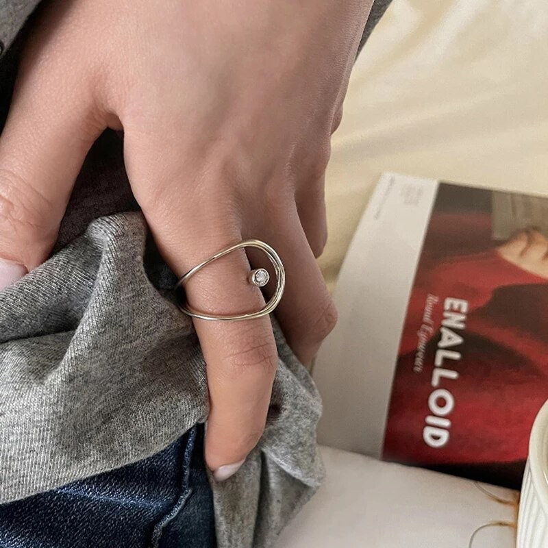 Elegant Silver Ring