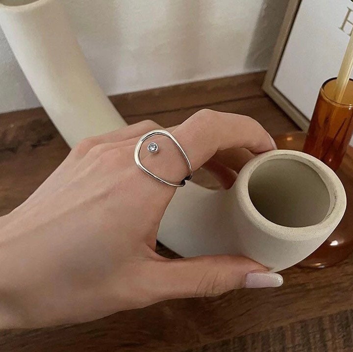 Elegant Silver Ring