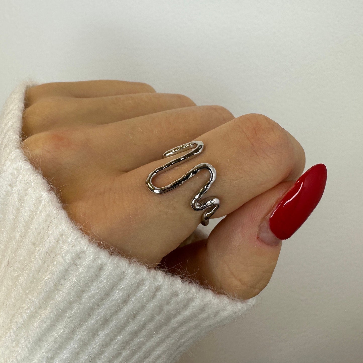 Wavy Ring