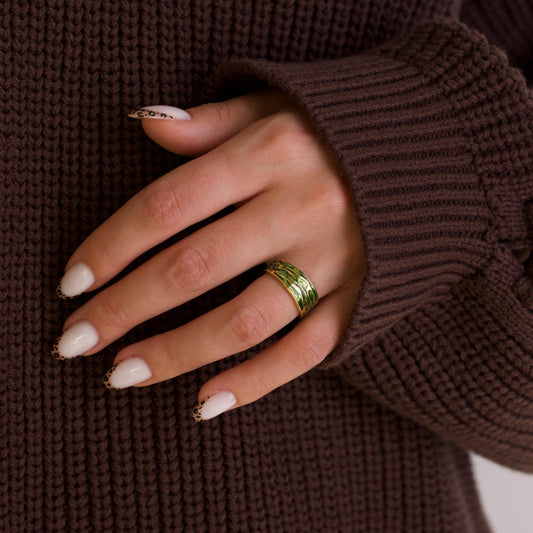 18k Gold Band Ring
