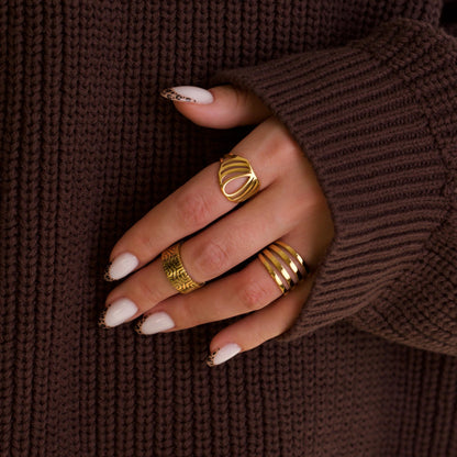 Callia 18k Gold 3 Ring Set