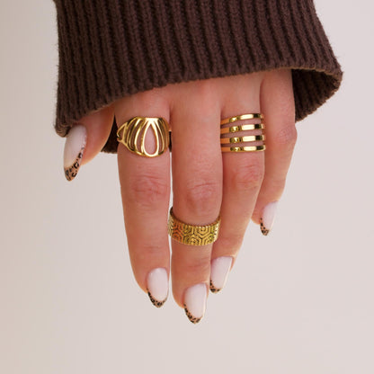 Callia 18k Gold 3 Ring Set