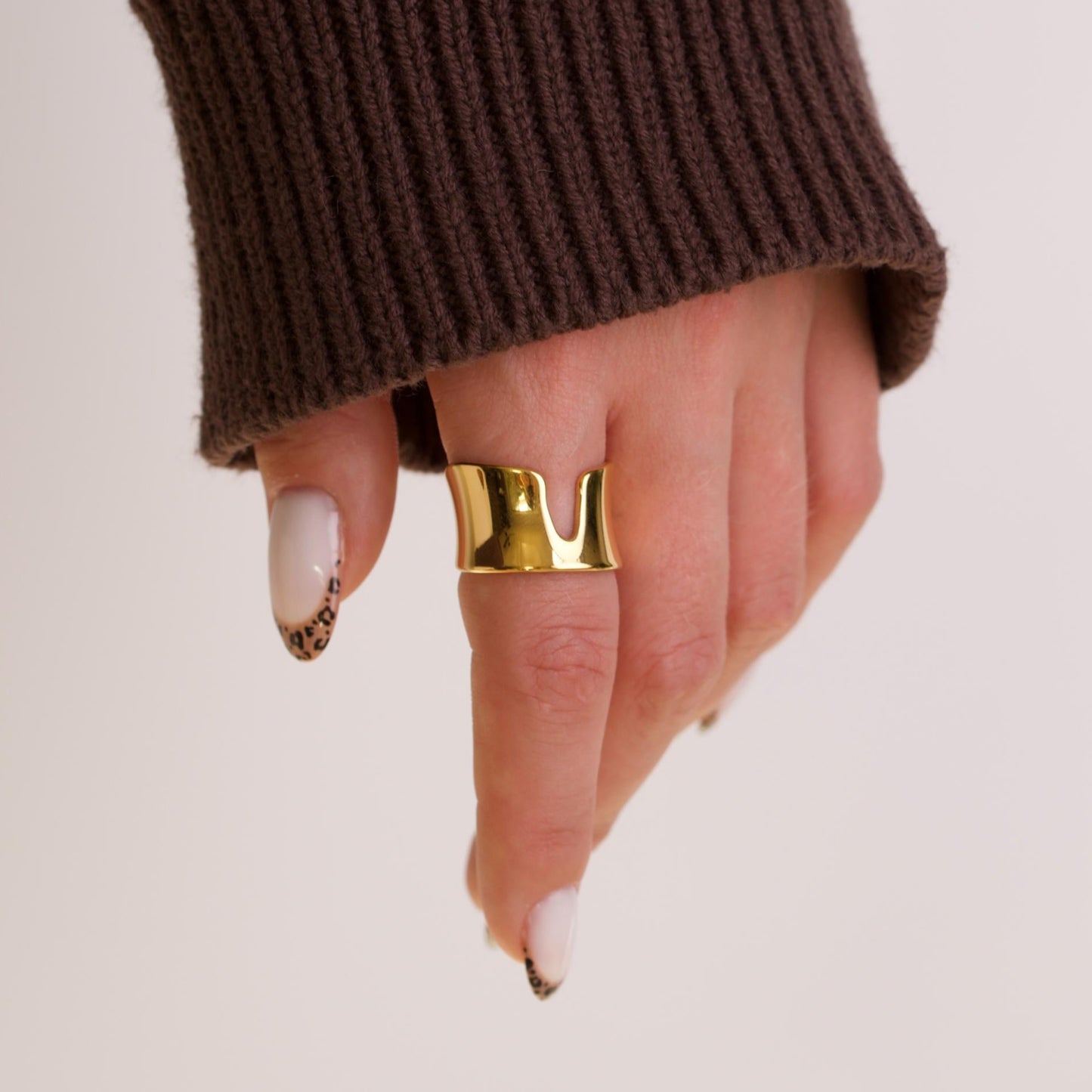 Eros Thick Molten Gold Ring