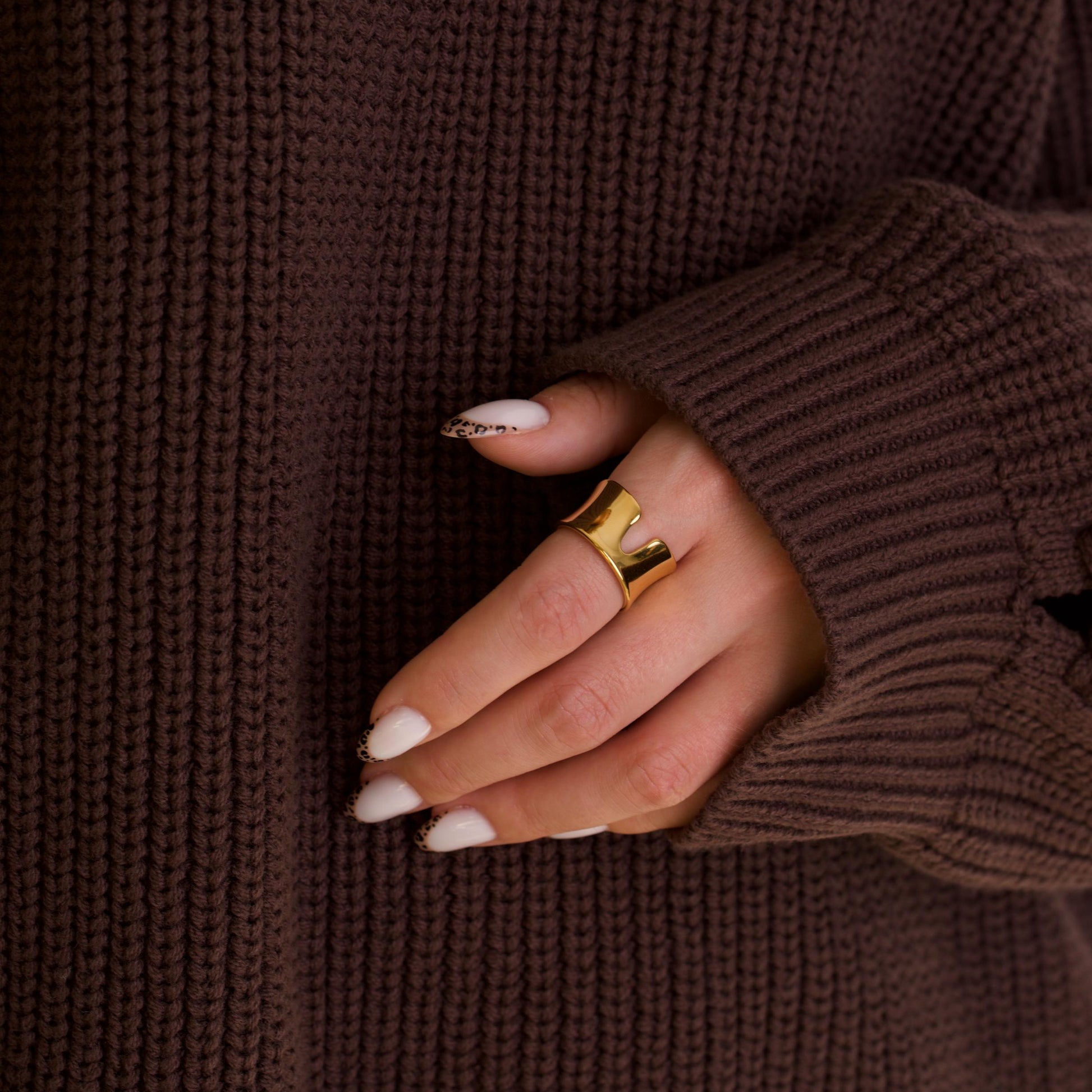 Eros Thick Molten Gold Ring