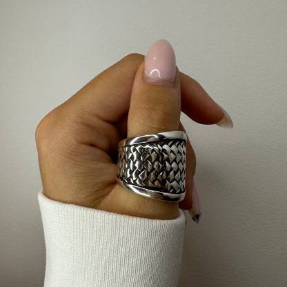 Chunky Nova Ring