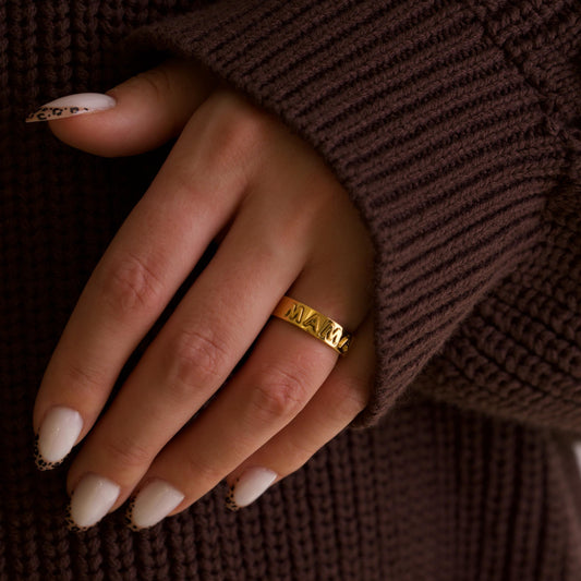 <3 Mama 18k Gold Ring