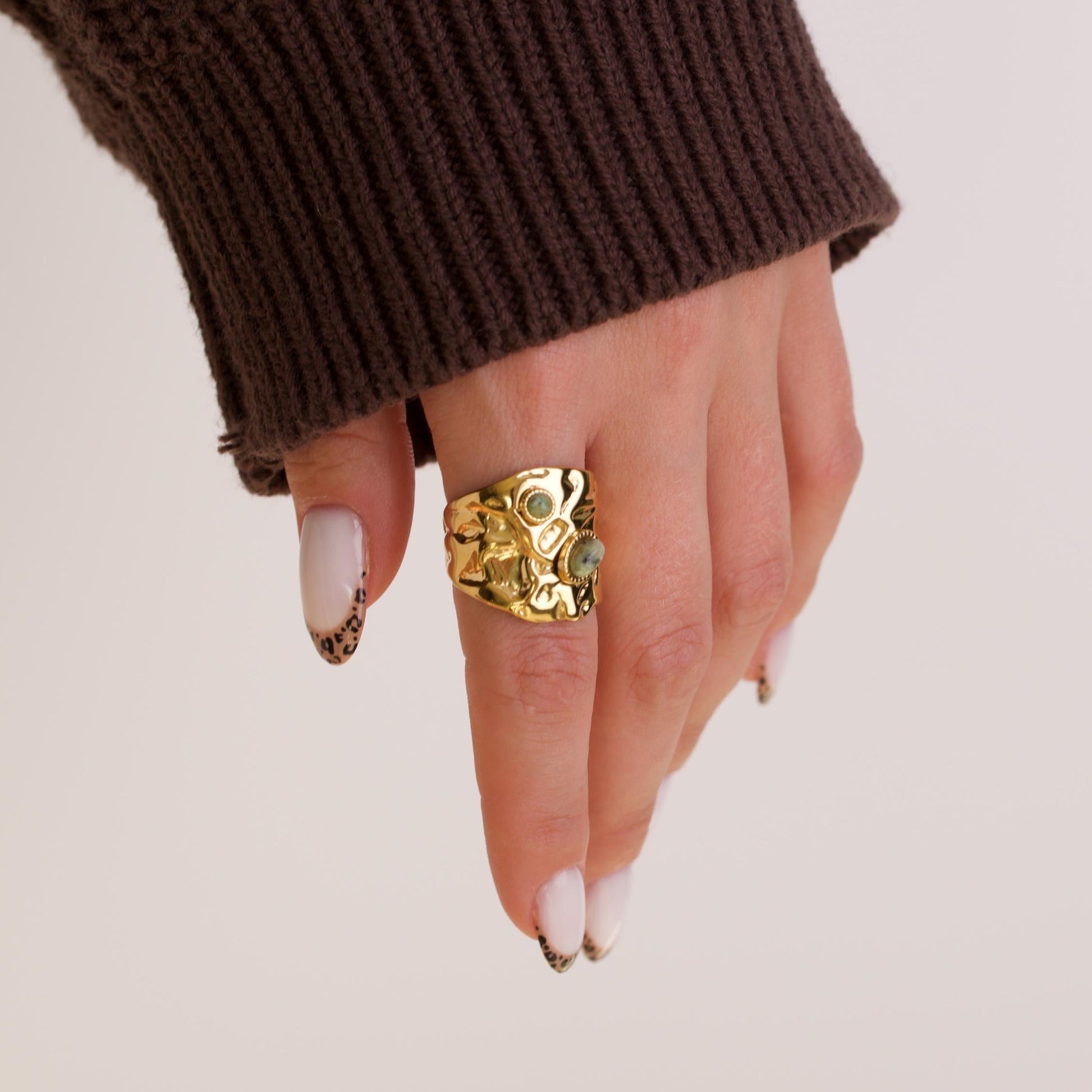 Rhea Sculpted Gold Rings