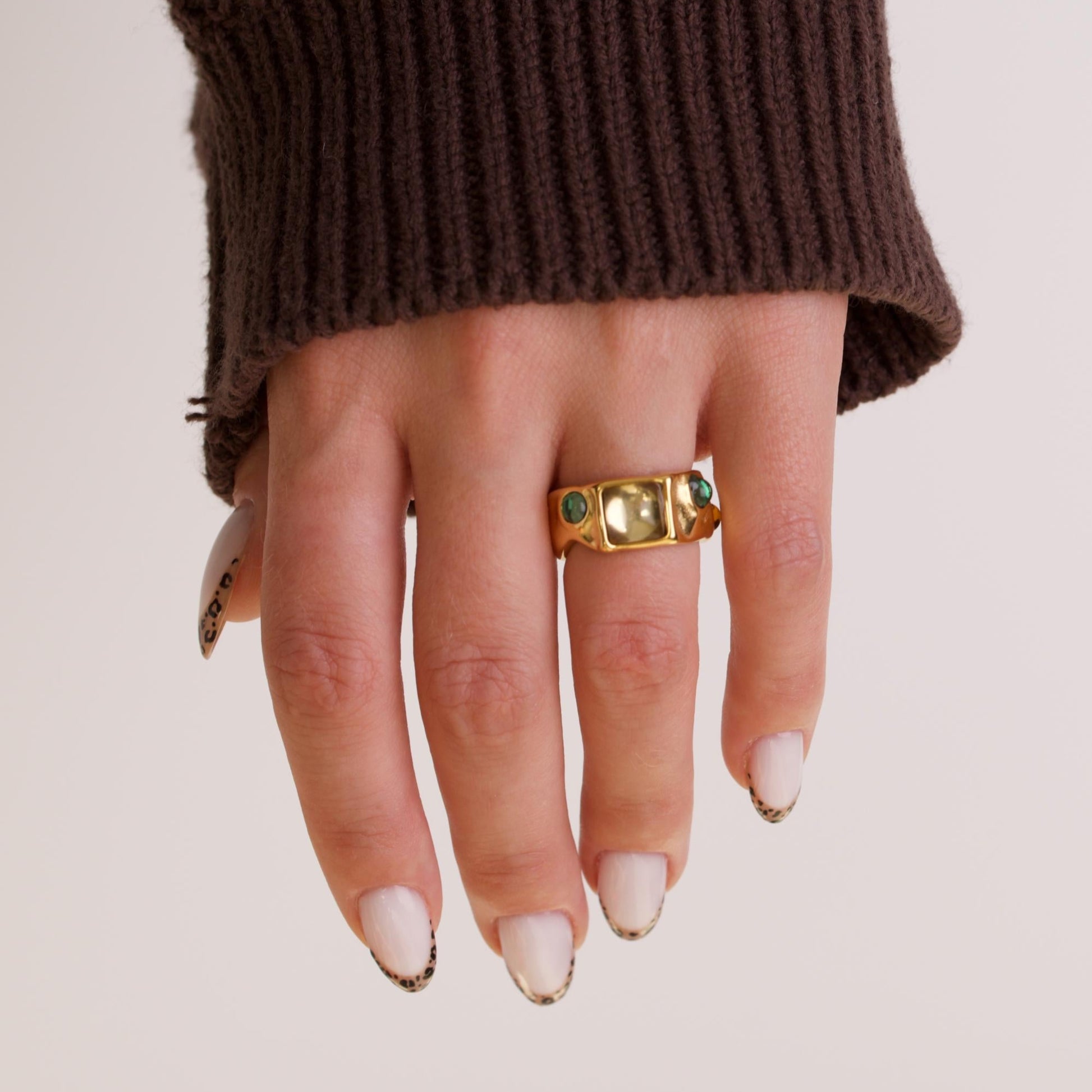 Rhea Sculpted Gold Rings