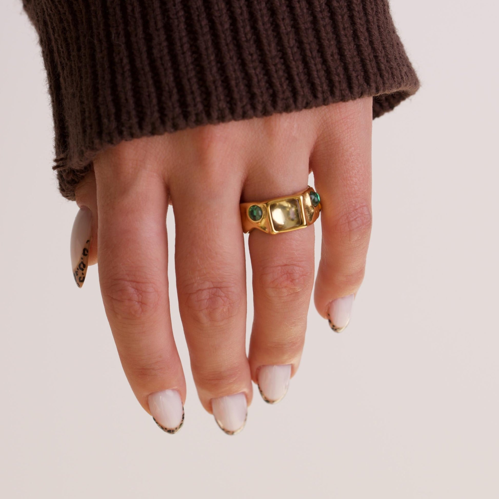 Rhea Sculpted Gold Rings