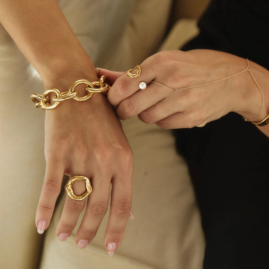 Vintage Uniqu Gold Ring