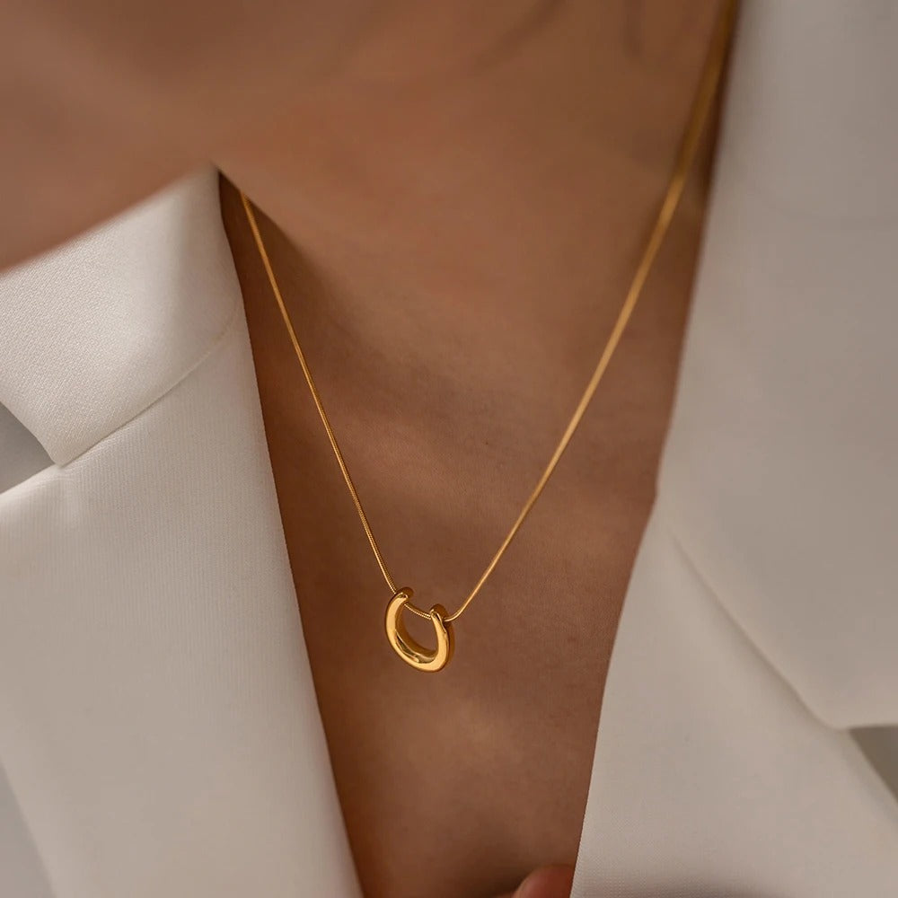 18K Gold Necklace 