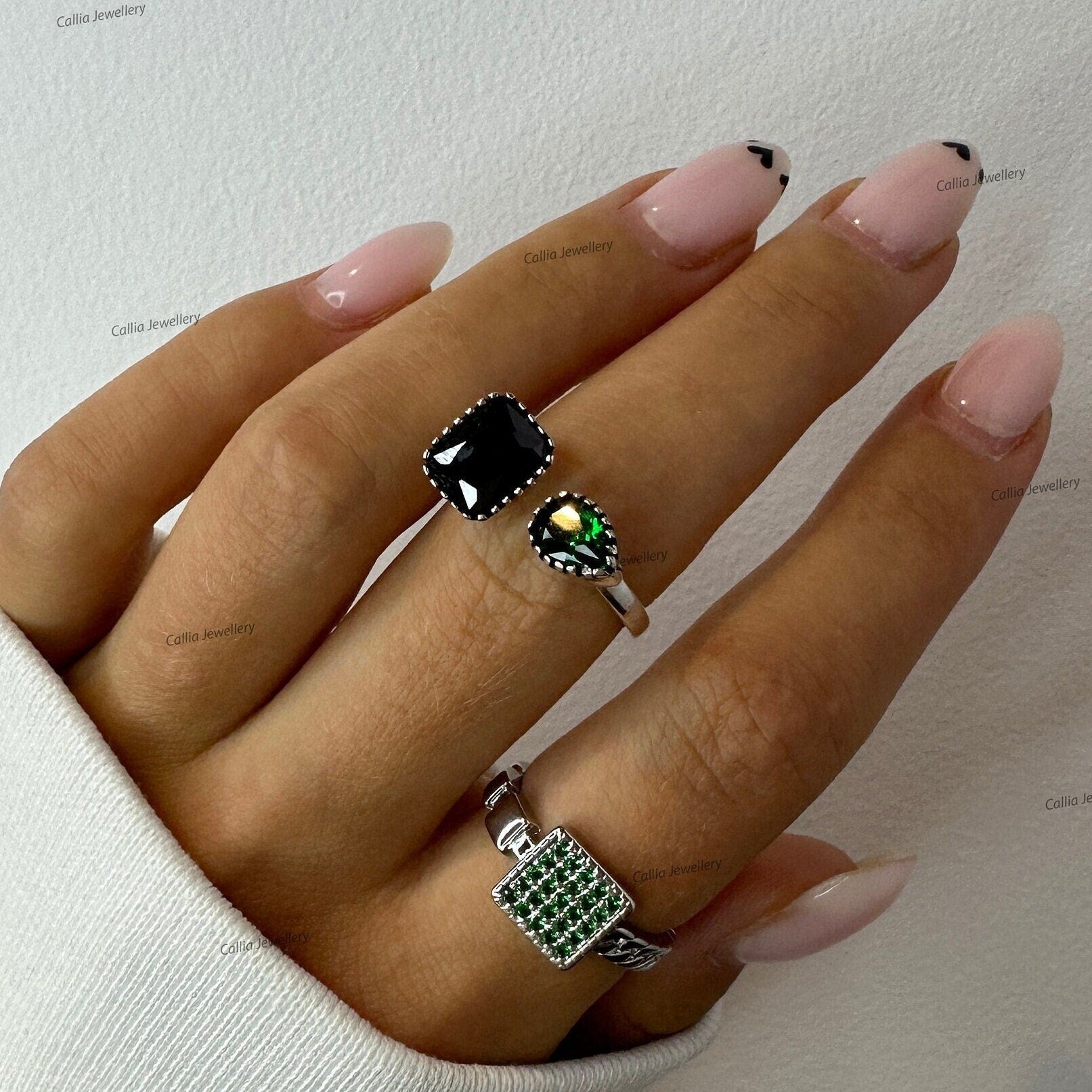 Green Emerald Ring