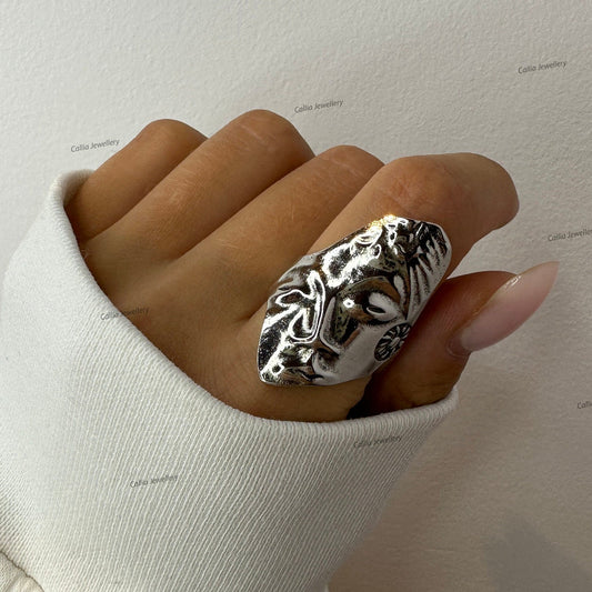 Vintage Face Silver Ring